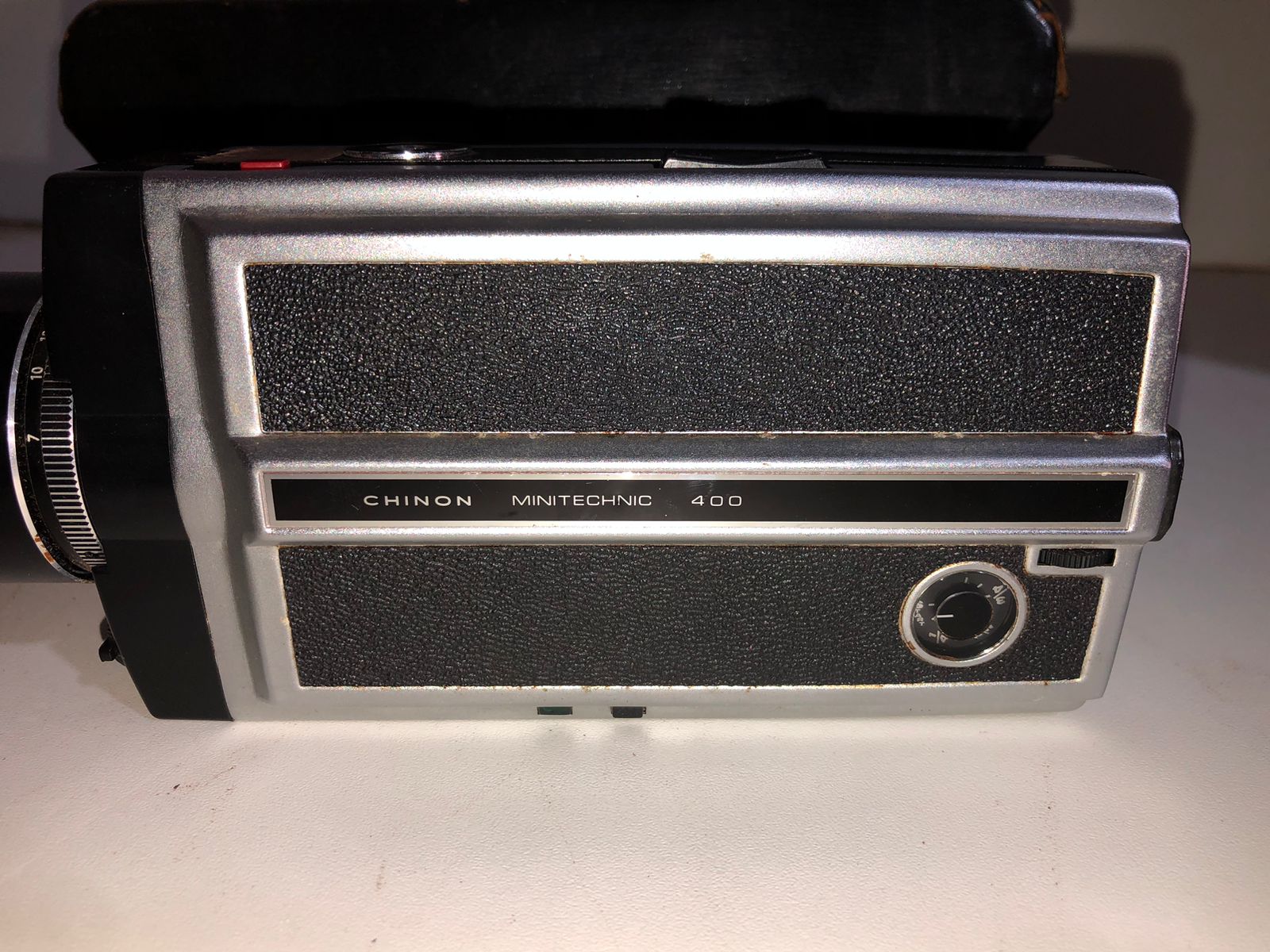 Filmadora Super 8 Chinon Minitechnic 400 com Estojo de Couro - foto 3