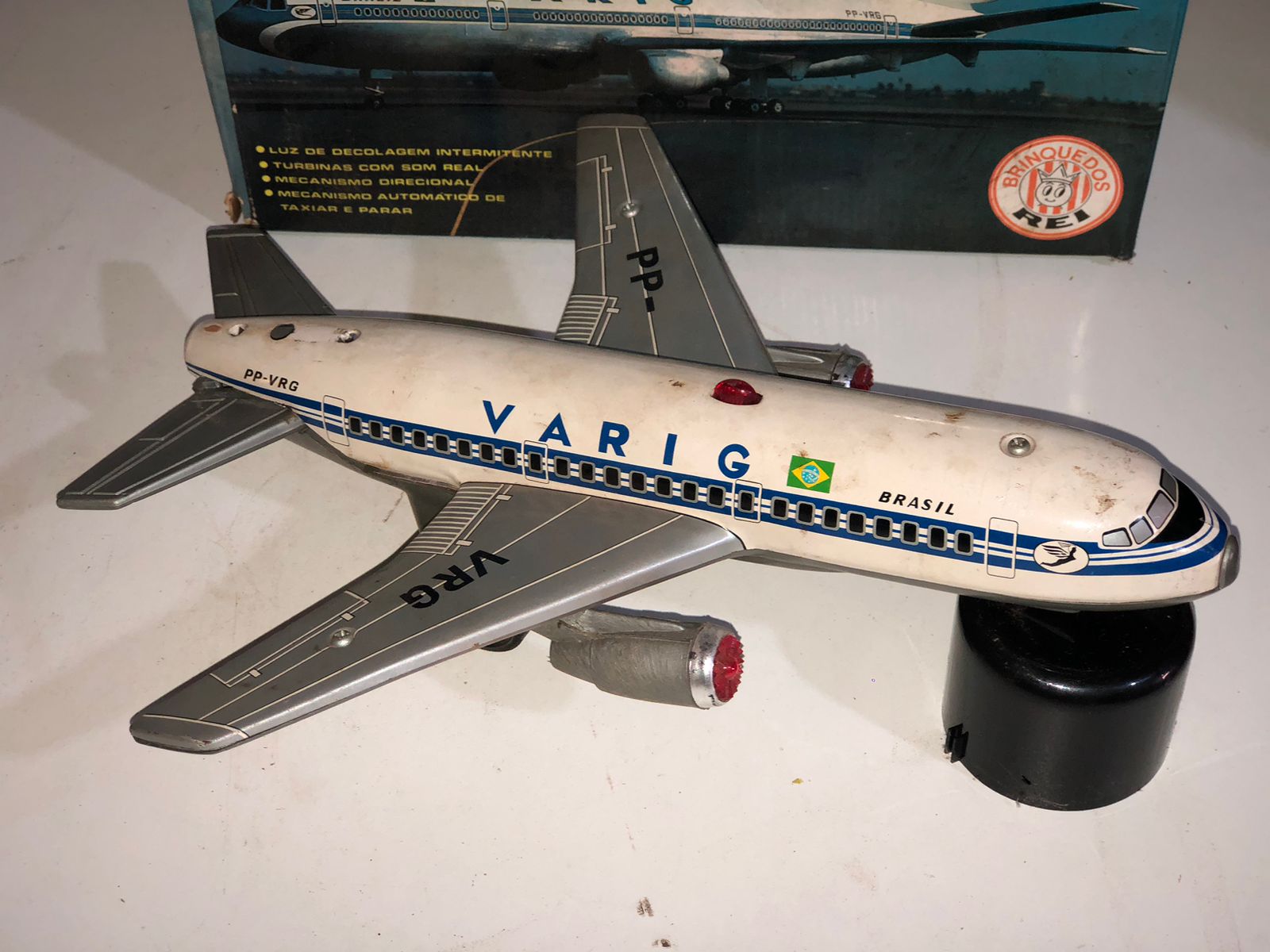 Avião de Lata Varig Intercontinental com Caixa - foto 4
