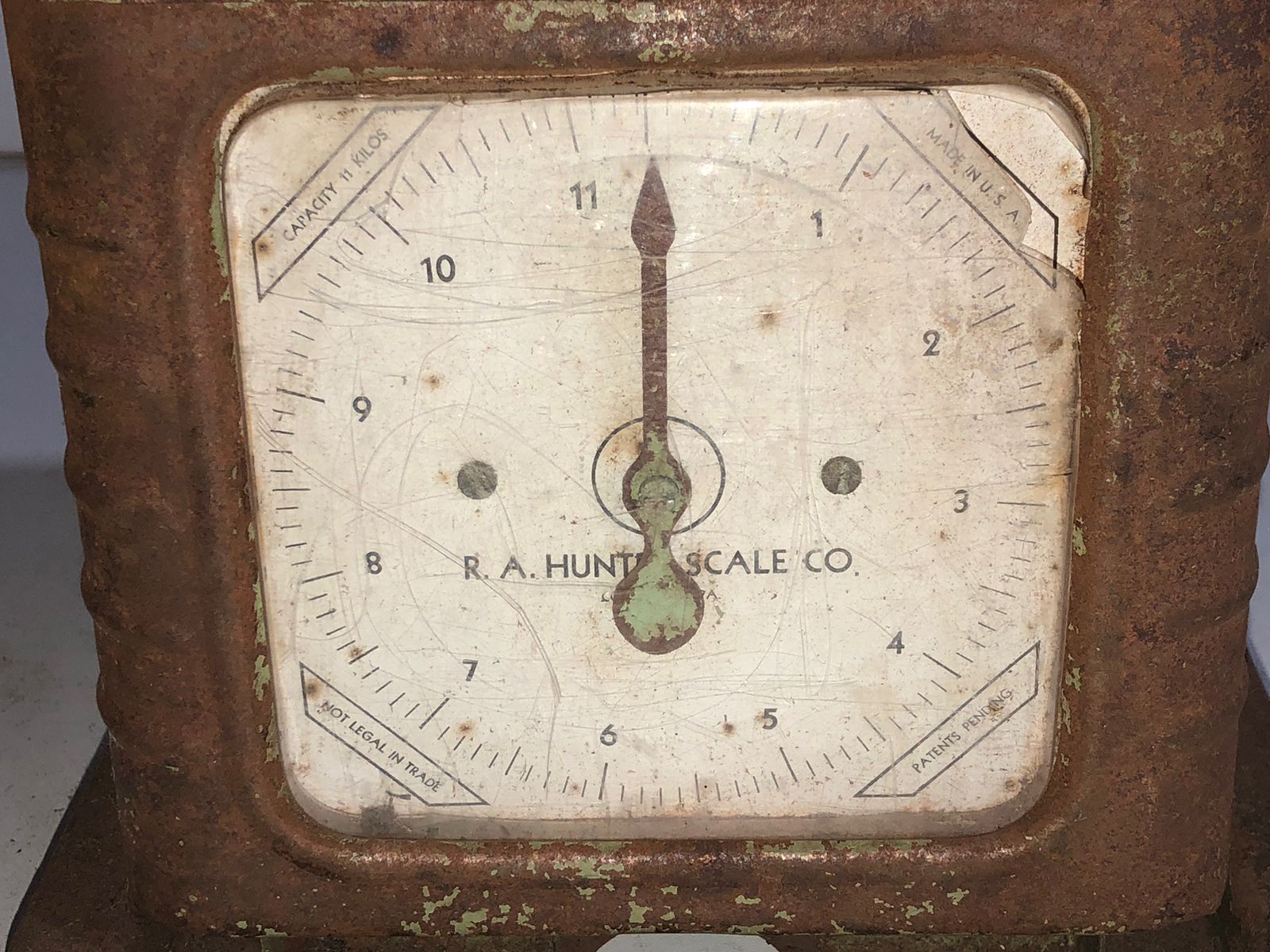 Balança Antiga R. A. Hunt Scale Co. 11 kg - foto 2