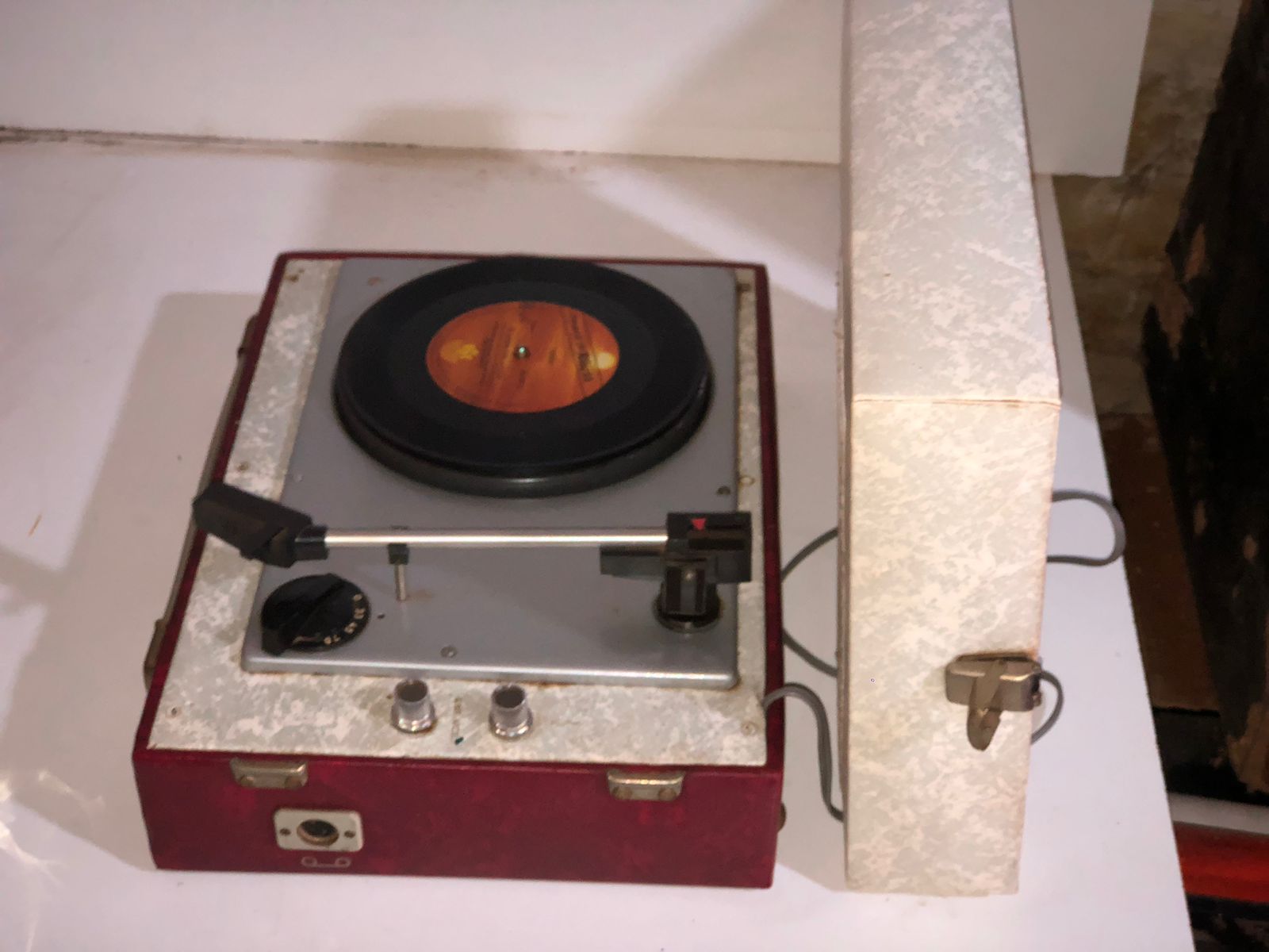 Toca-discos Portátil Telefunken "Baturoé" - foto 2