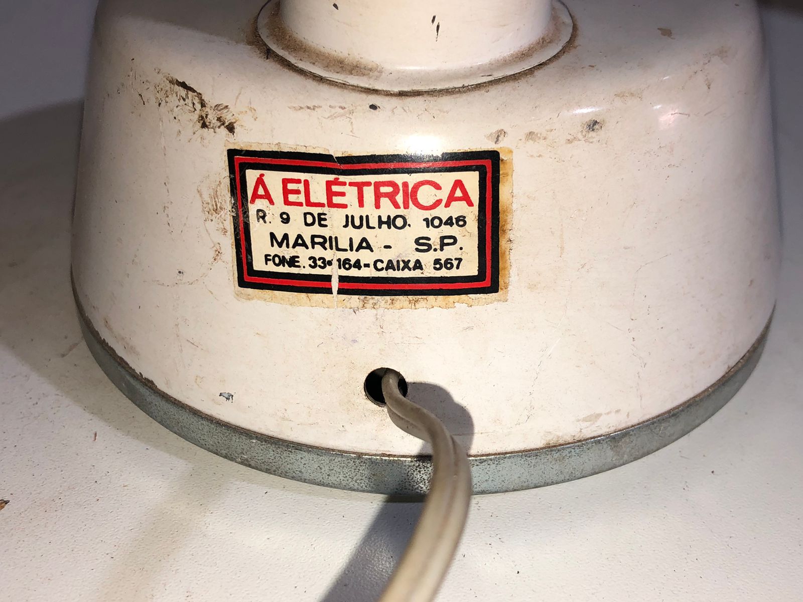 Luminária de Bancada Vintage Branca "A Elétrica" - foto 3