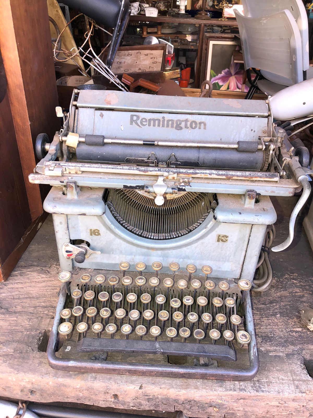 Máquina de Escrever Remington 16